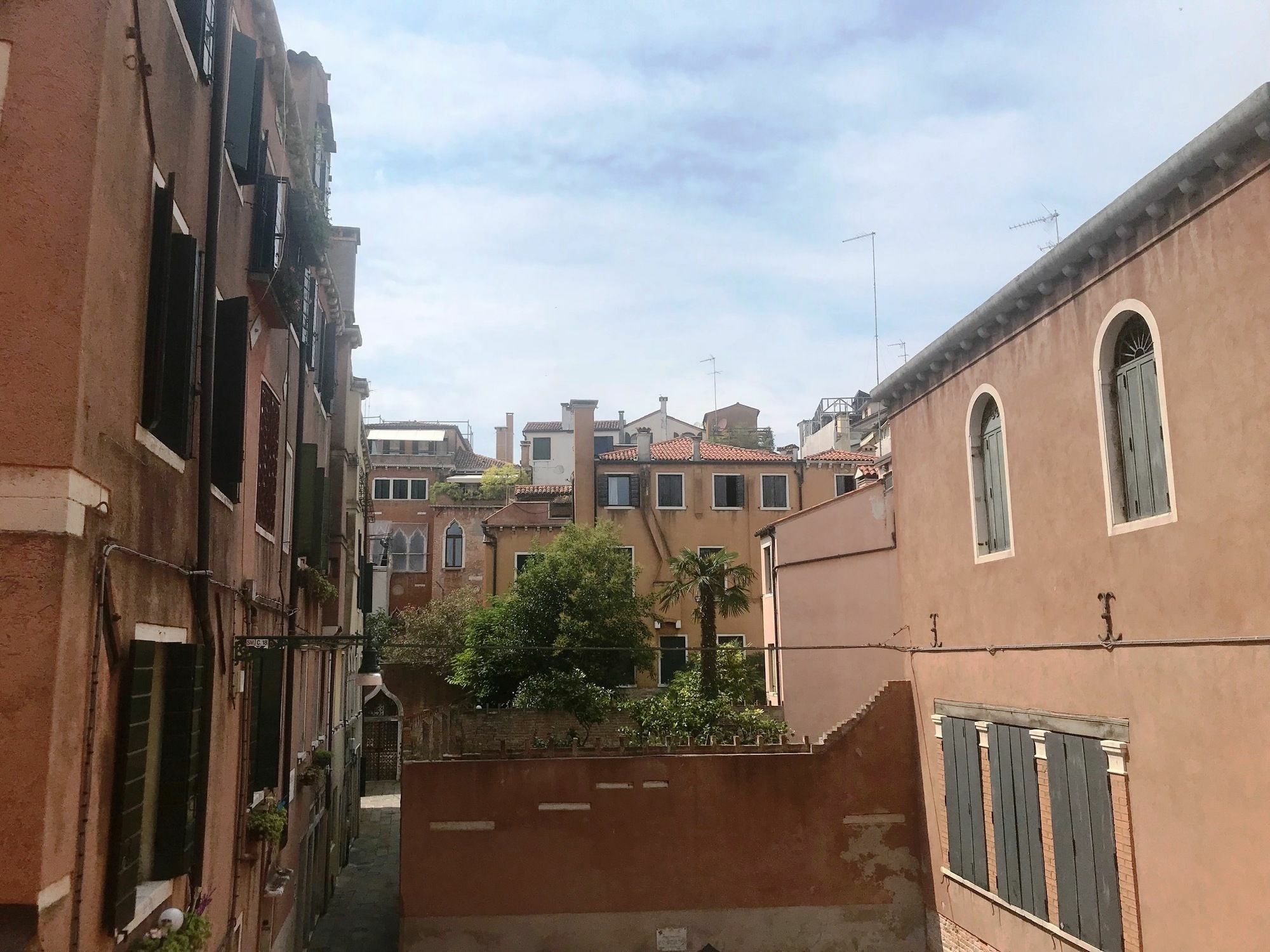 Modern Apartment In Venice Gf Exterior foto
